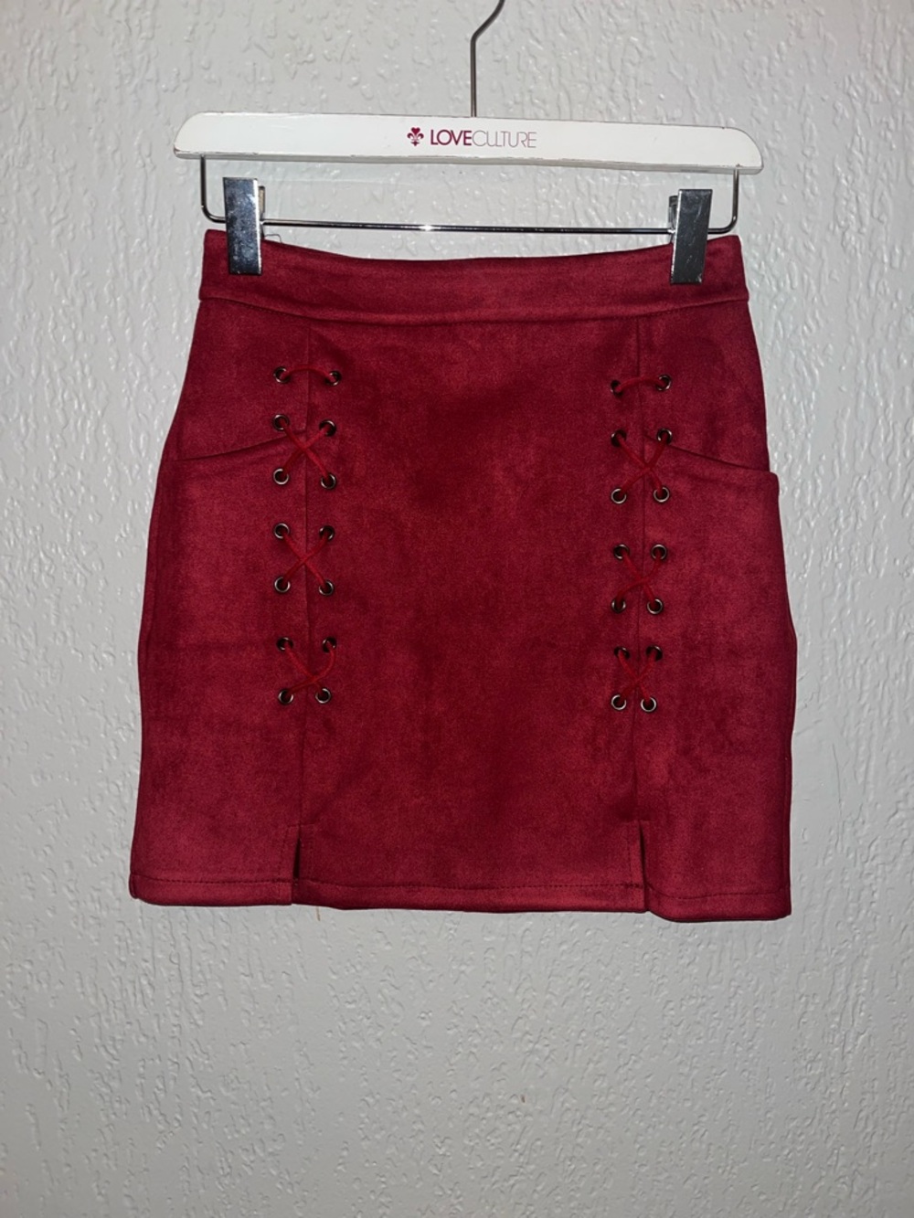 RED SUEDE MINI SKIRT SZ- S